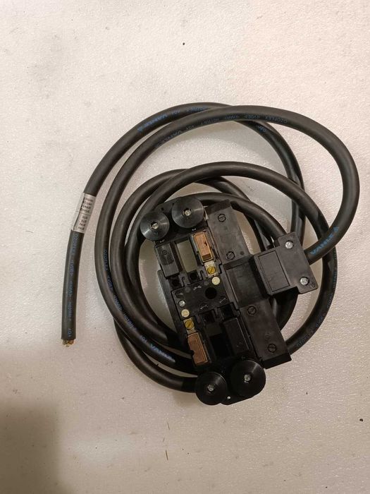 Odbierak prądu VAHLE BUS BAR SKNT 4/40