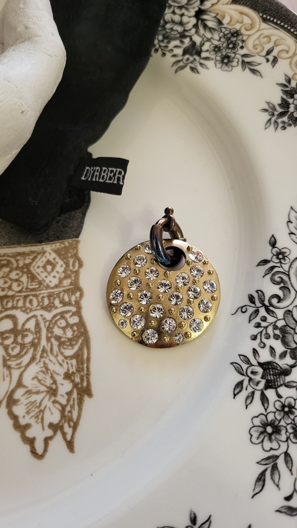 Zawieszka z kryształkami Swarovski, Dyrberg Kern