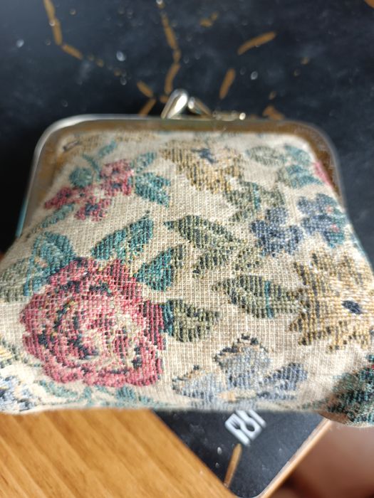 Stary zegarek kieszonkowy z budzikiem