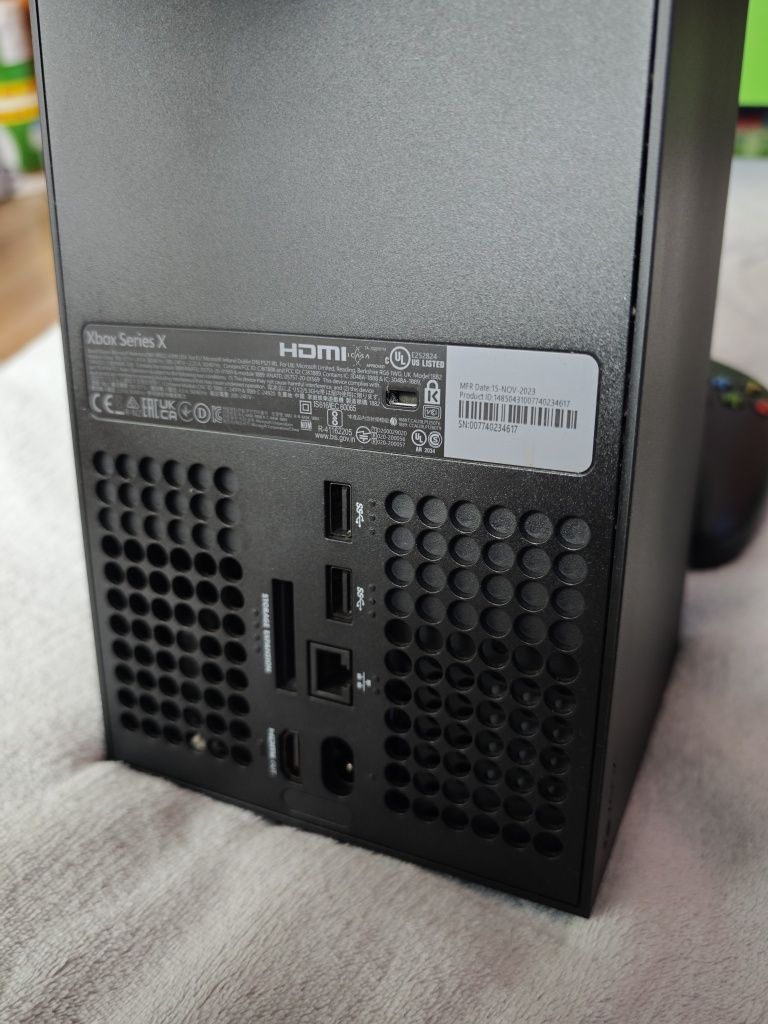Xbox Series X 1TB z akumulatorkiem