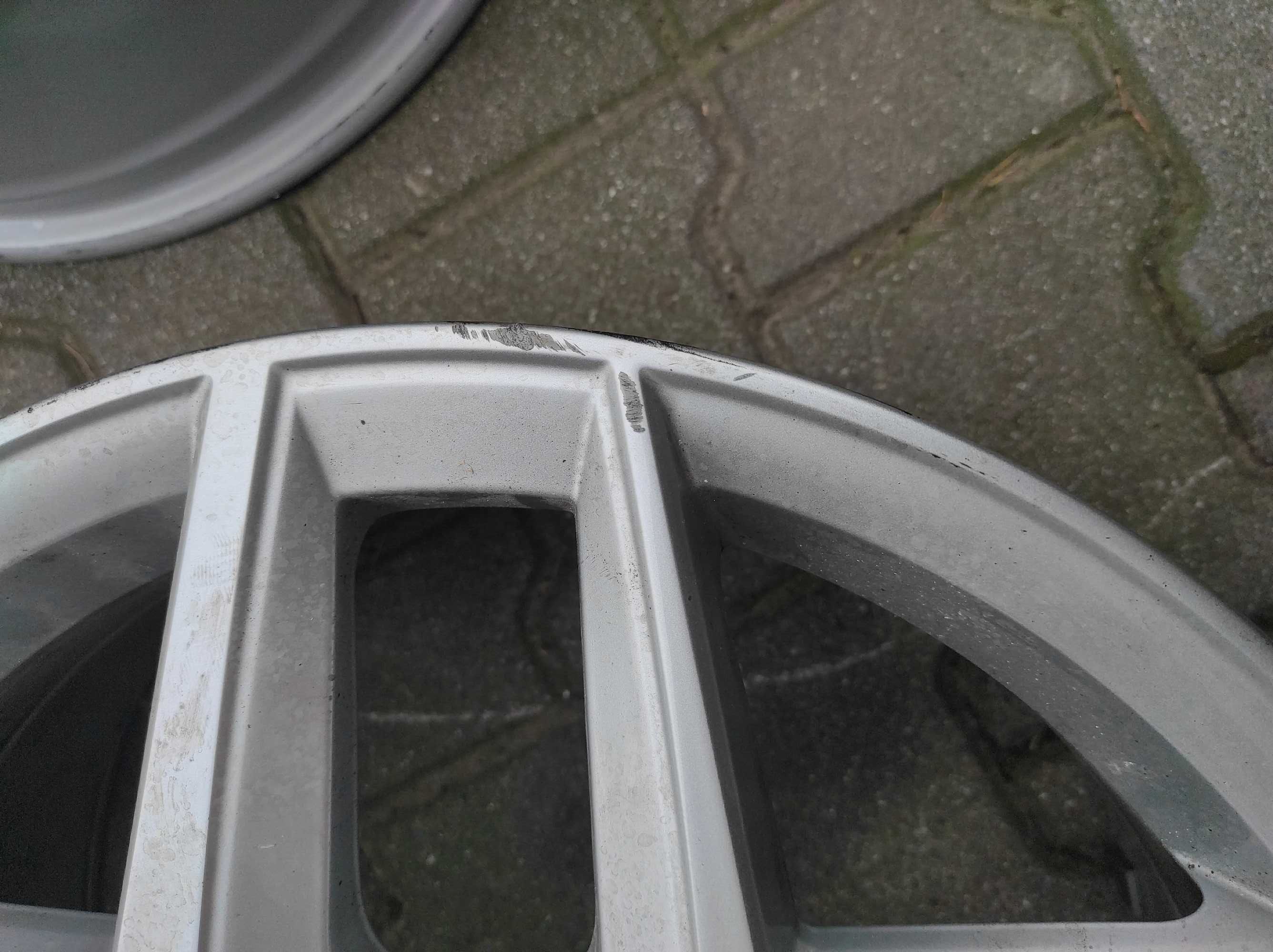 4x Felgi Aluminiowe 5x100 r17