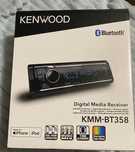 Магнитола Kenwood KMM-BT358