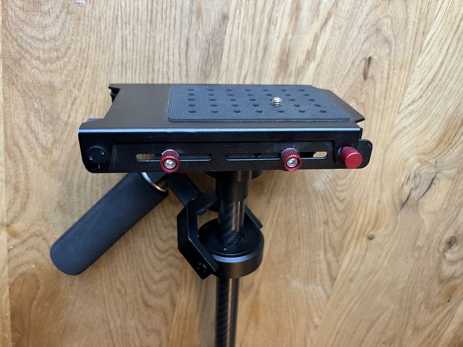 Stabilizator flycam STEADICAM