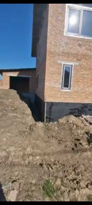 Будинок двоповерховий