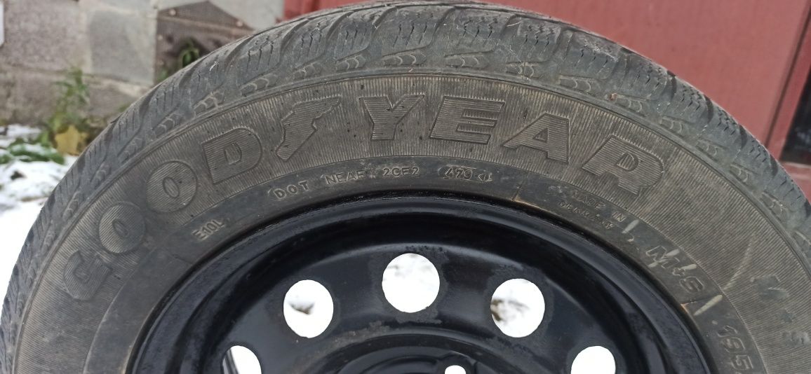Продам колесо 195/65/R15 зима Good Year Ultra Grip 
Без гуль і без