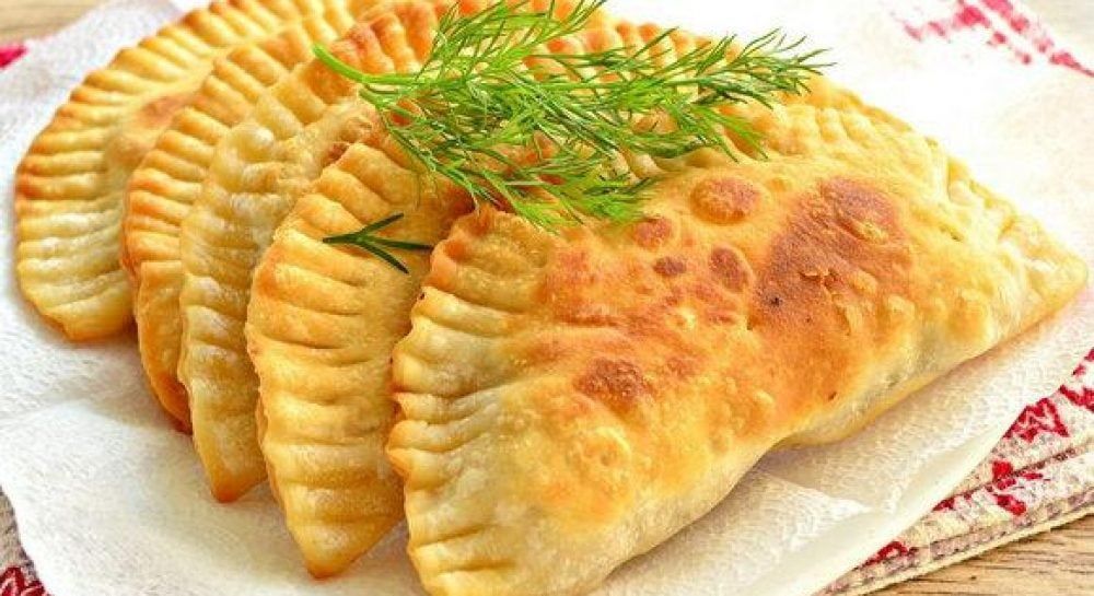 Домашние чебуреки пельмени хинкали