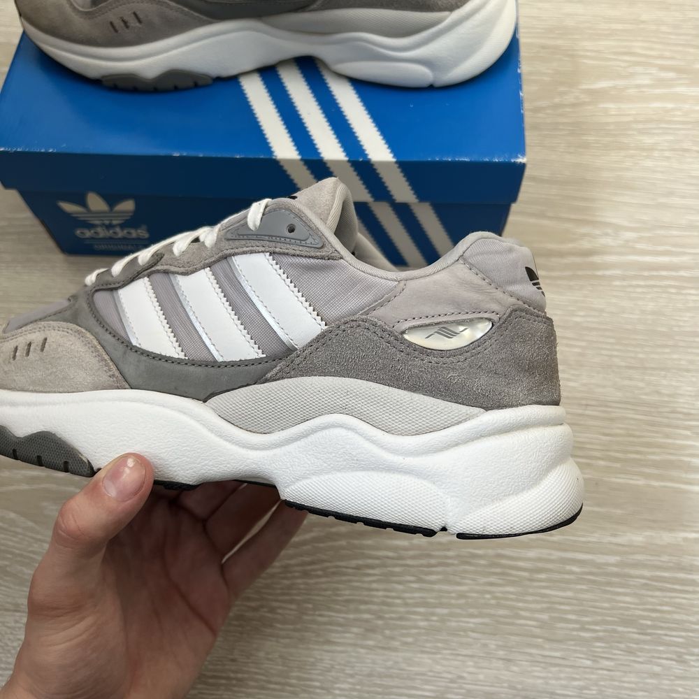 Кроссовки Adidas Retropy F90 Torsion оригинал размер 45