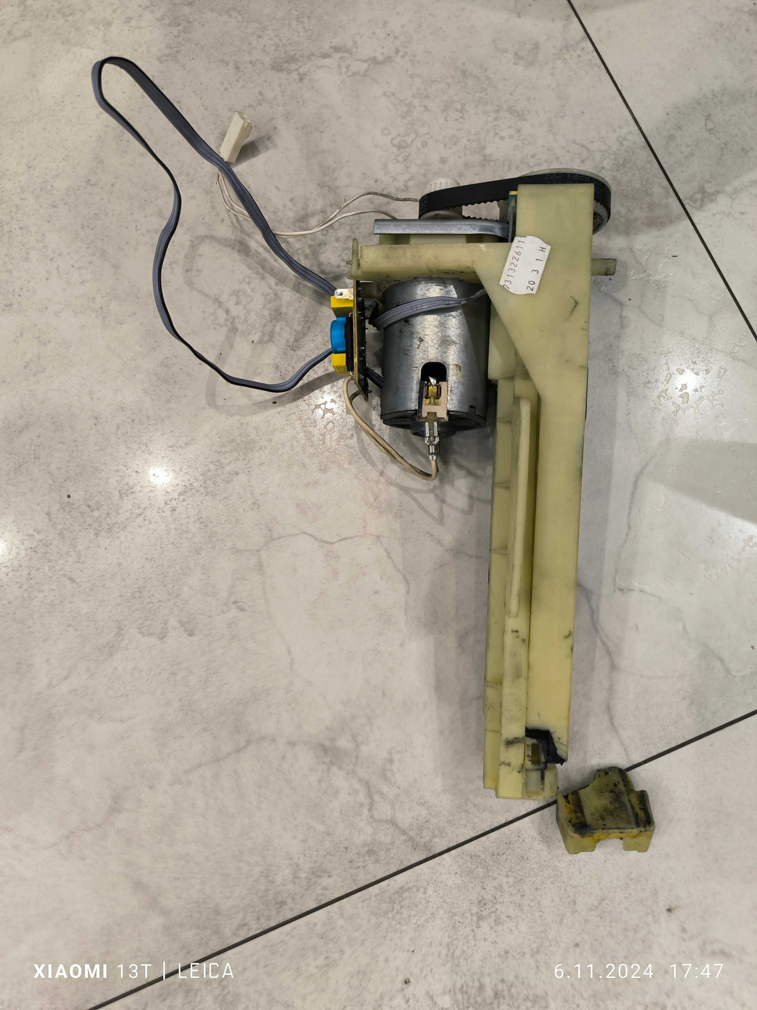 ekspres SMEG CMS45X uszkodzony