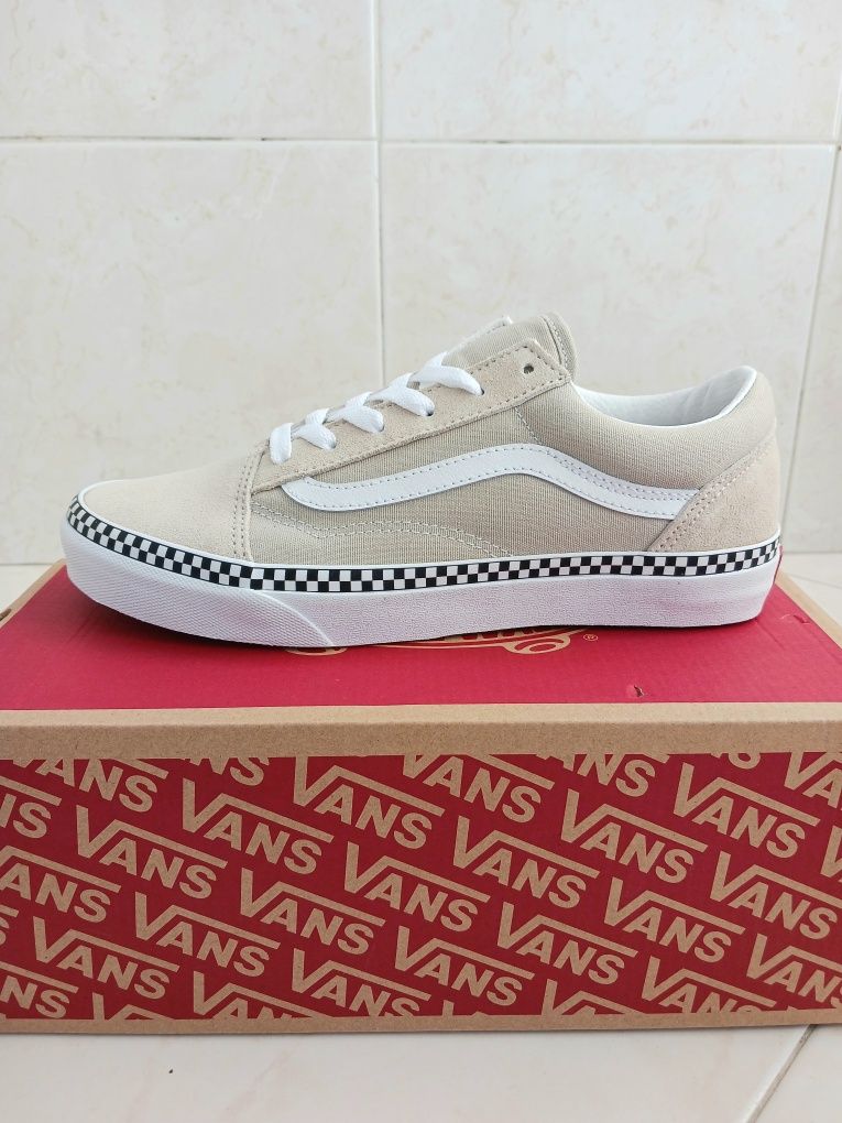 Sapatilhas Vans Novas