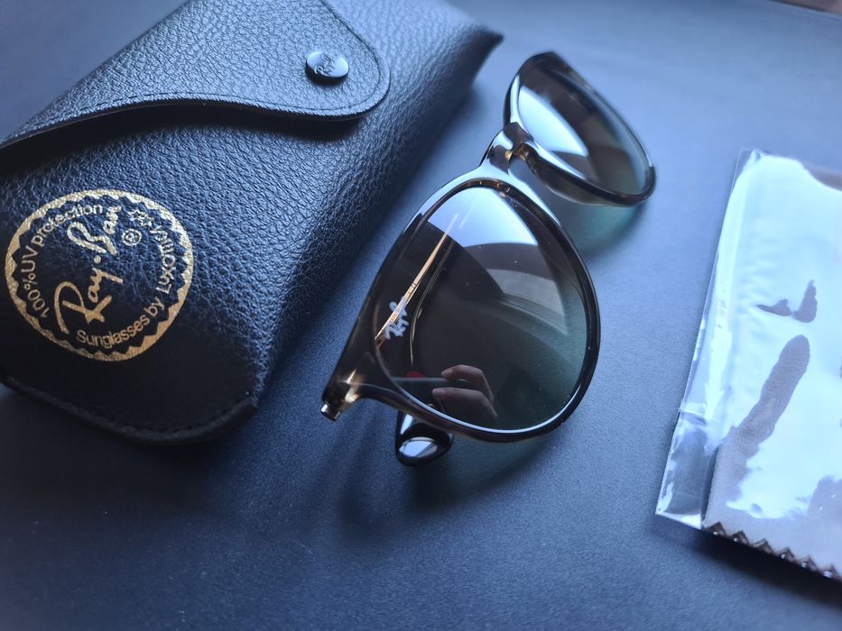 Óculos de sol Ray Ban Novos