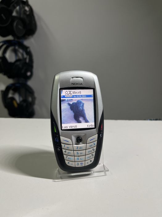 Телефон Nokia 6600
