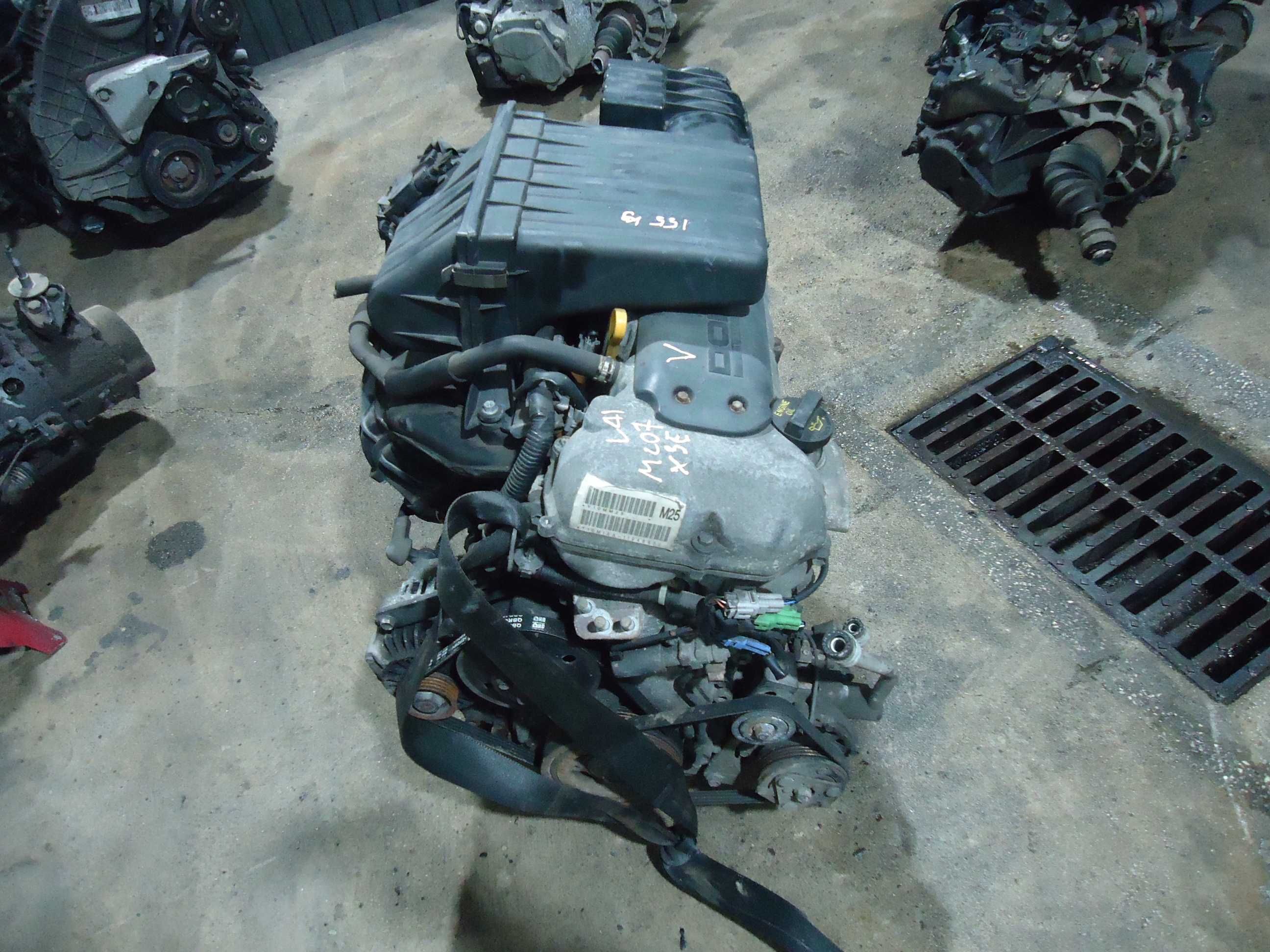 Motor Suzuki Swift 1.5I (M15A)