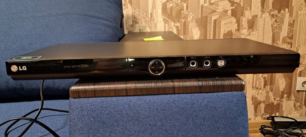 Dvd плеер lg , модель dvx491k