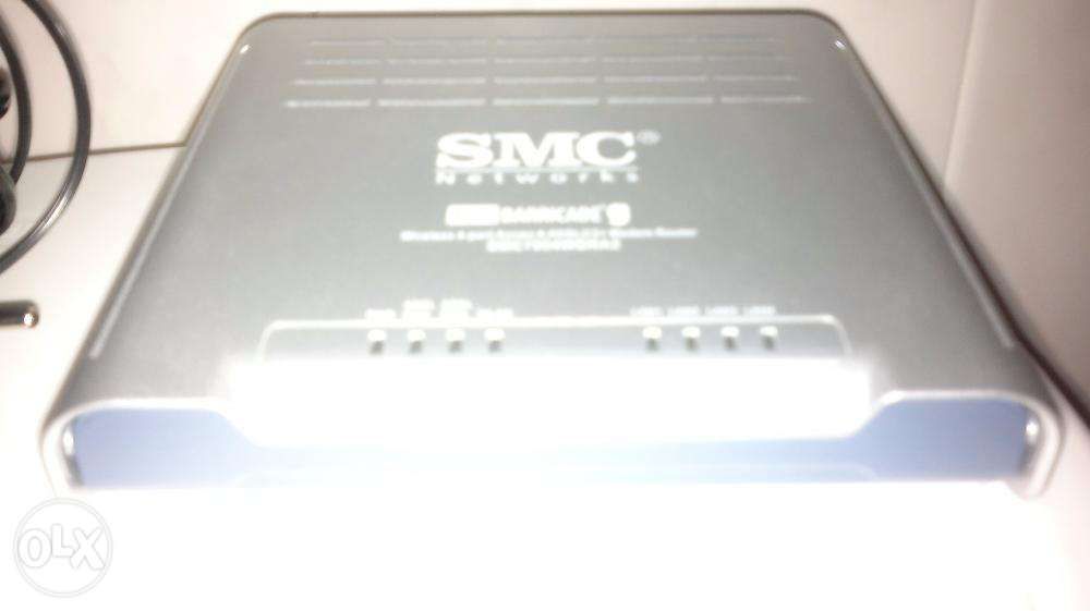 Router + Modem ADSL+2, Marca SMC 4 Portas Wireles G