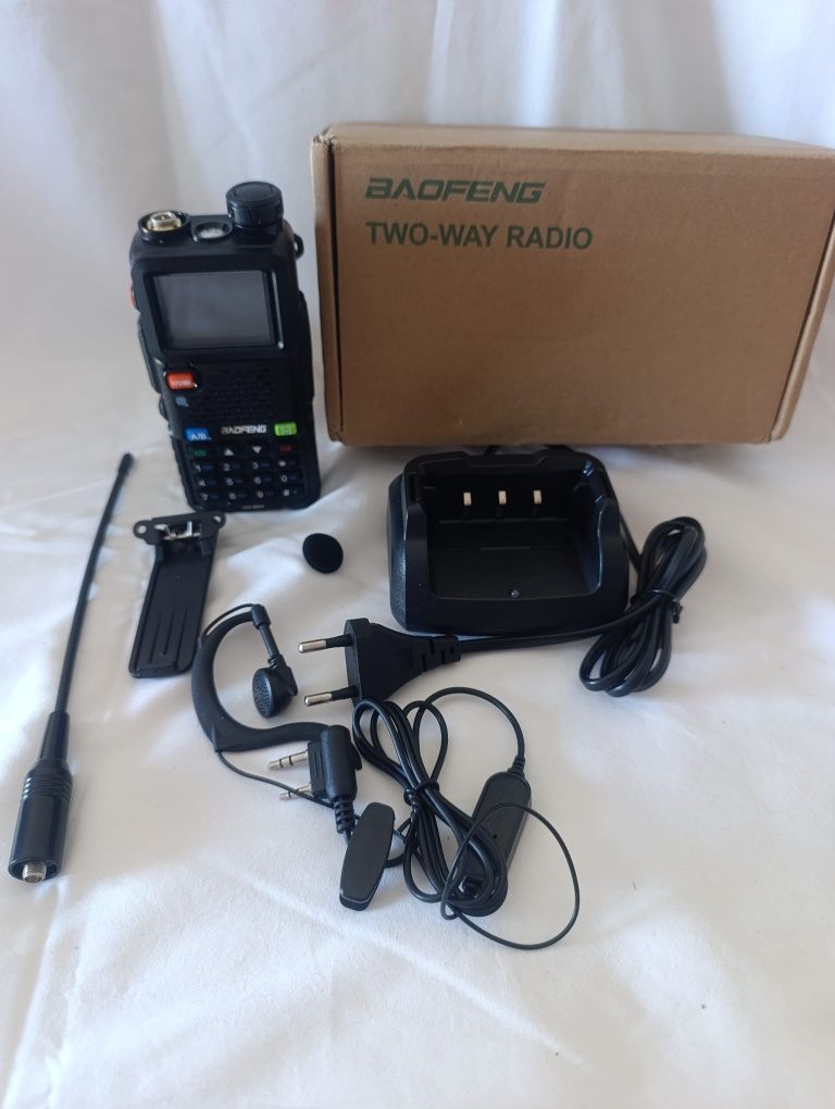 Walkie-talkie baofeng  UV-5R