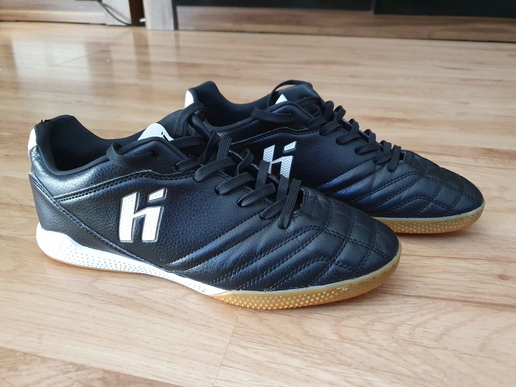 Buty halówki Huari roz. 39