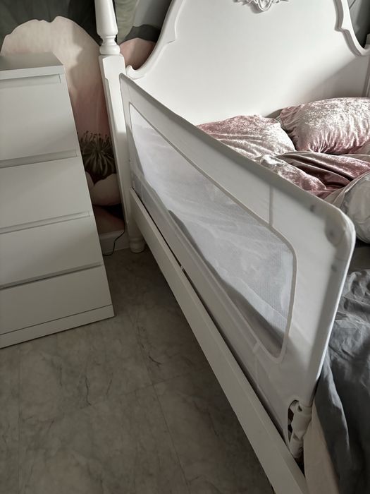 Barierka zabezpieczajaca lozko