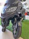 Piaggio MP3  Piaggio MP3 310