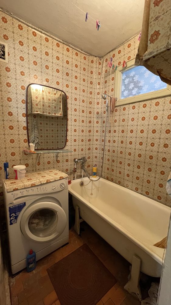 3-кімнатна квартира, вул. Дружби, 60 м²