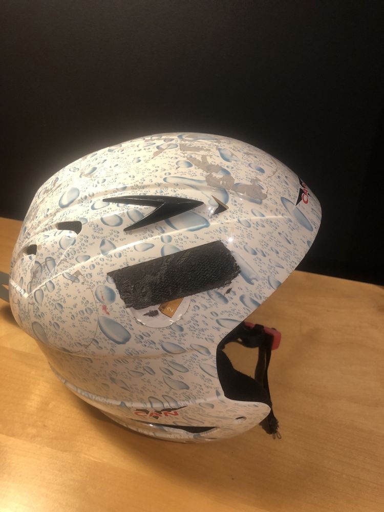 Kask narciarski dziecięcy XS