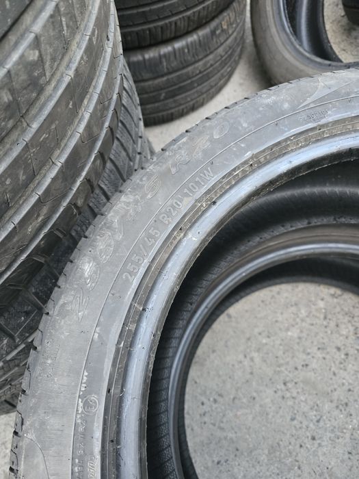 255/45R20 Pirelli Scorpion Verde