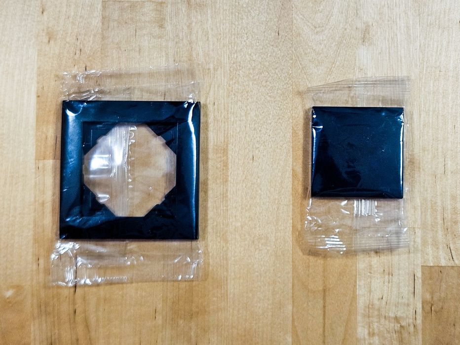 1 tecla + 1 espelho EFAPEL LOGUS 90 Preto Mate (c