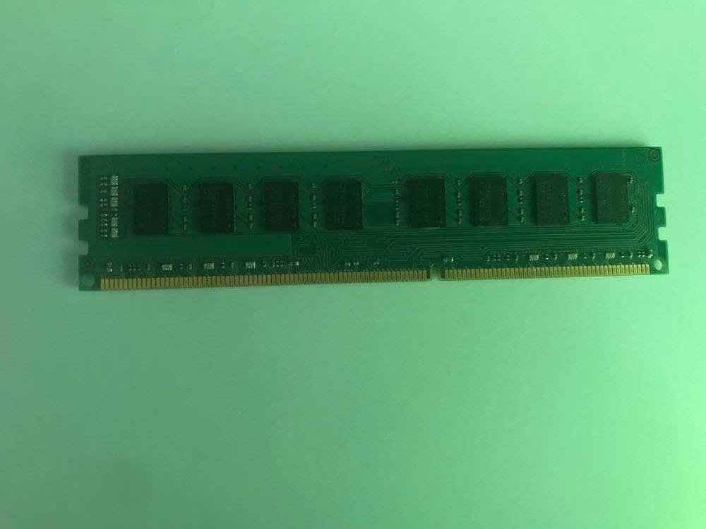 Kość RAM Samsung, DDR3, 4 GB, 1600MHz, CL11 (M378B5273CHO - CKO)