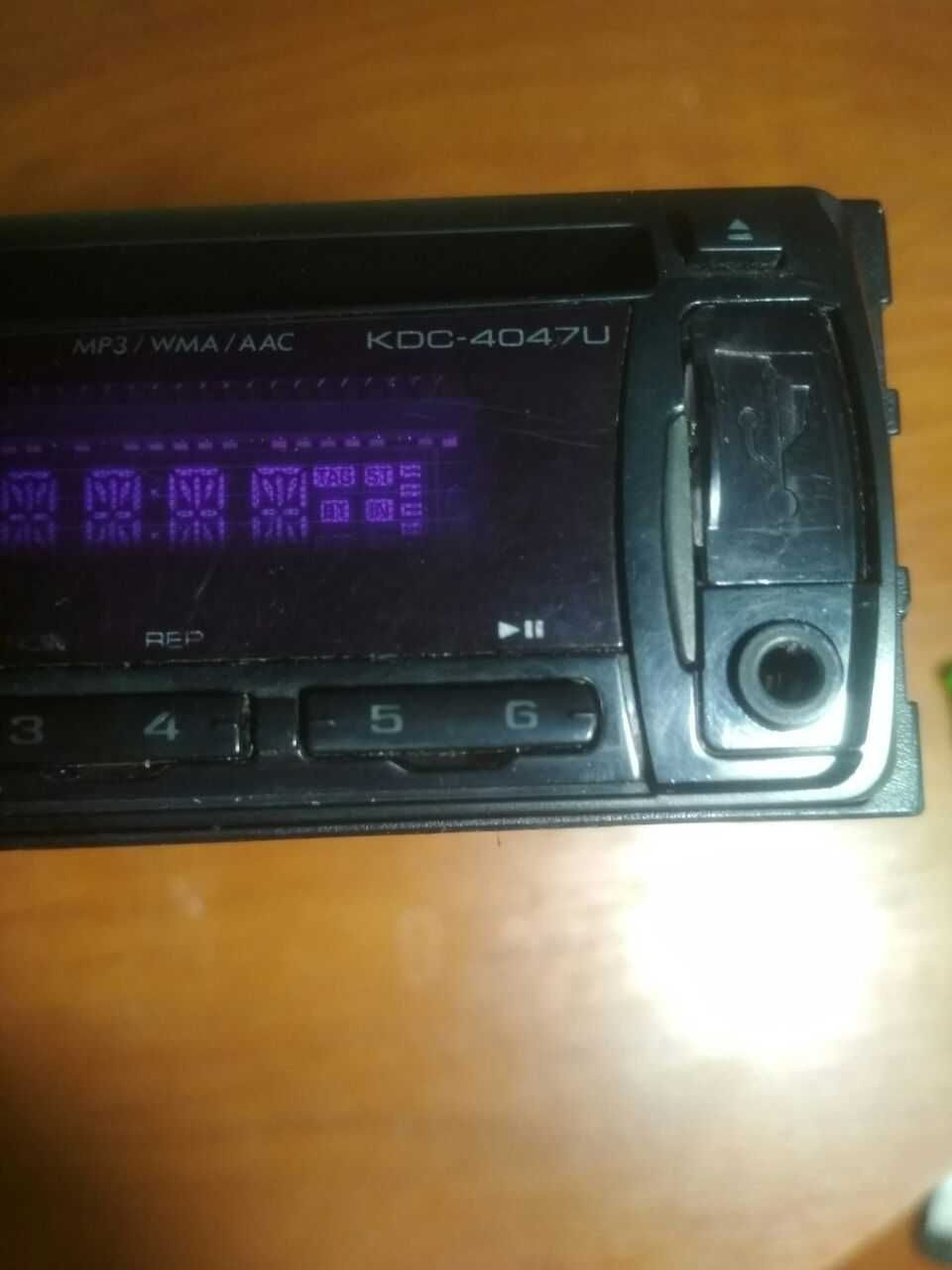 Автомагнитола Kenwood KDC-4047UA