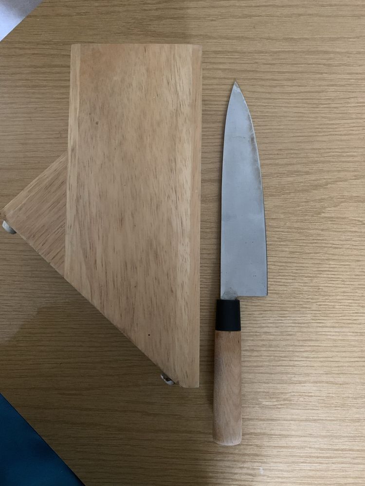 Шеф нож BergHoff и подставка для ножей