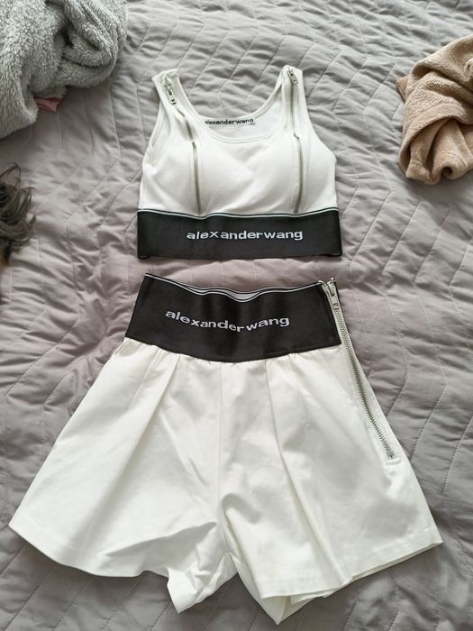 Продам костюм Aleksandrwang