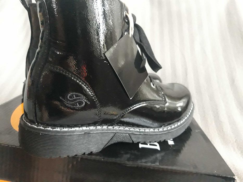 Botki dla dziewczyny Dockers 37