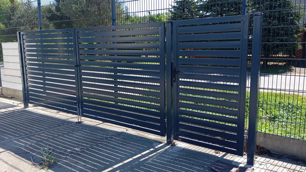 Ogrodzenia palisadowe / bramy dwuskrzydłowe/ bramy przesuwne / furtki