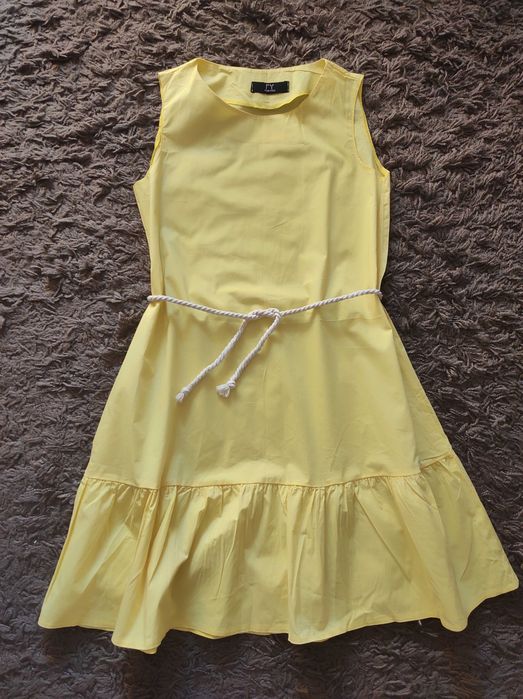 Лимонна літня сукня з воланом