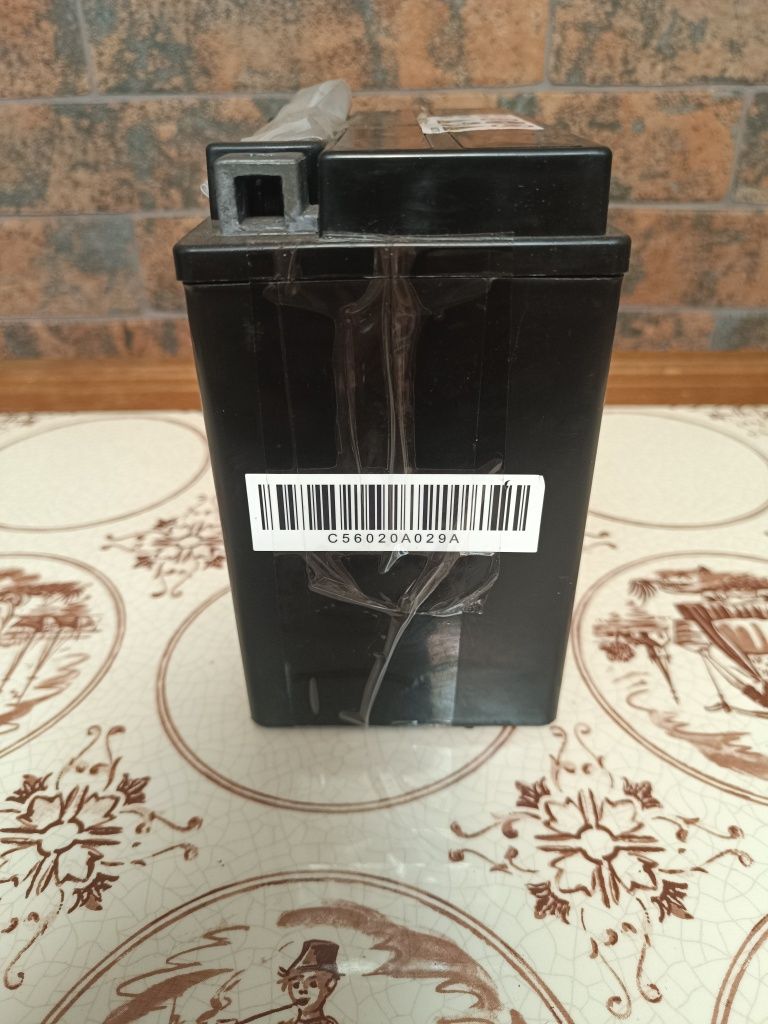 Вспомагатєльний акумулятор  EXIDE 13Ah,EK131,для мерседес W211.