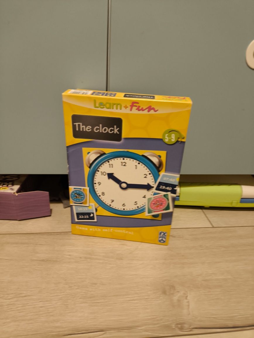 Lear + Fun The clock, Zegar