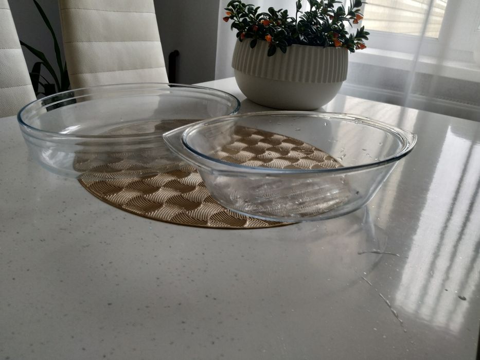 Скляна форма для запікання