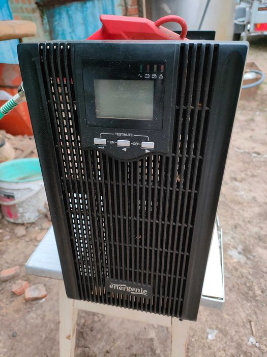 ИБП EnerGenie Pure Sine 3000VA (EG-UPS-PS3000-01)