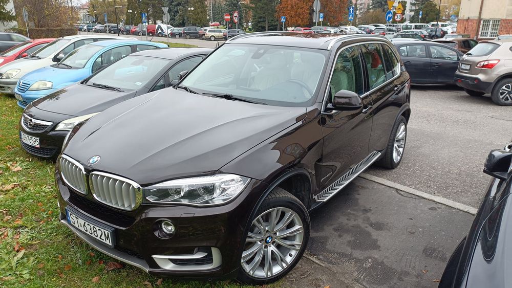 BMW X5 40xD 2017 uszkodzony silnik