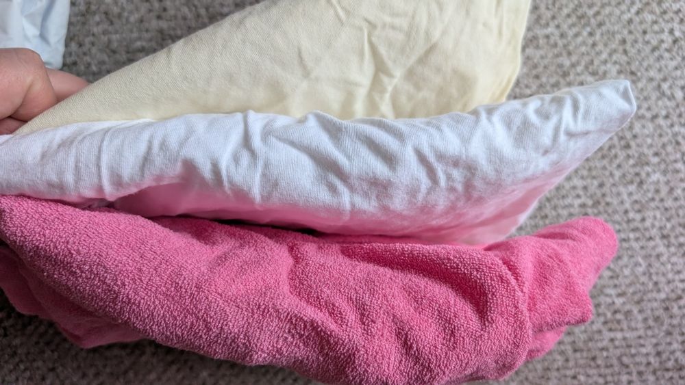 Prześcieradła na łóżeczko