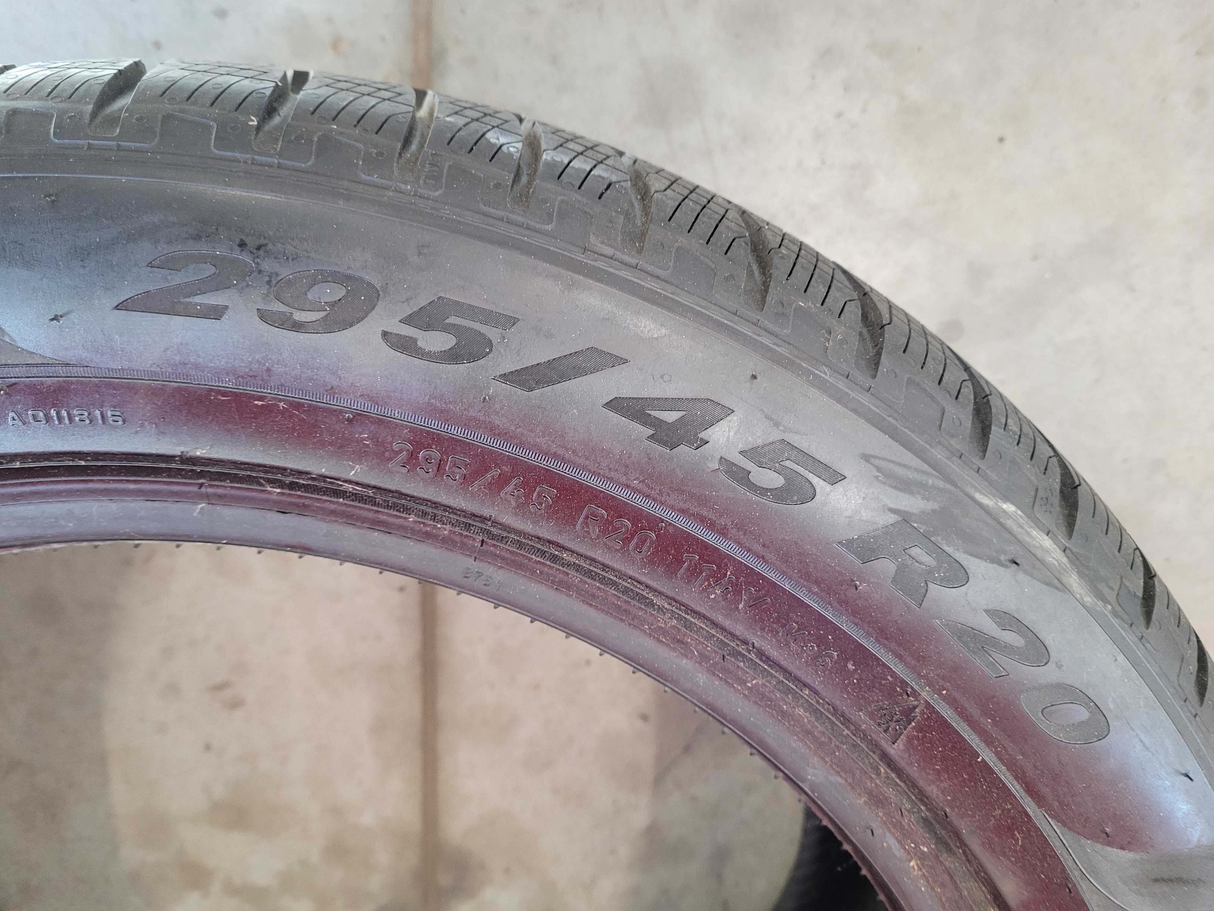 Opona Pirelli 295/45 R 20