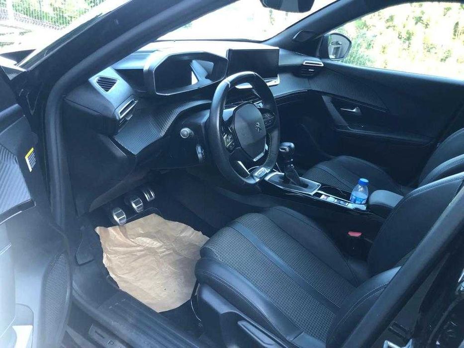 Peugeot 2008 1.5 BlueHDI GT LINE