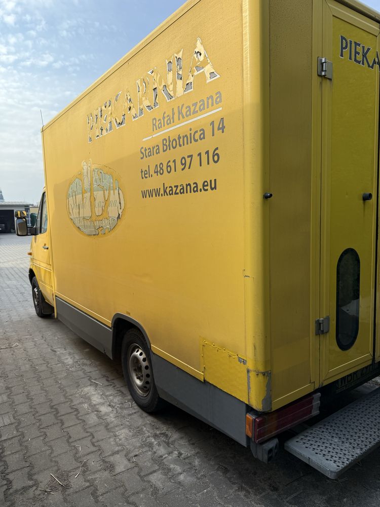 Mercedes 308 cdi,Poczta,Foodtruck