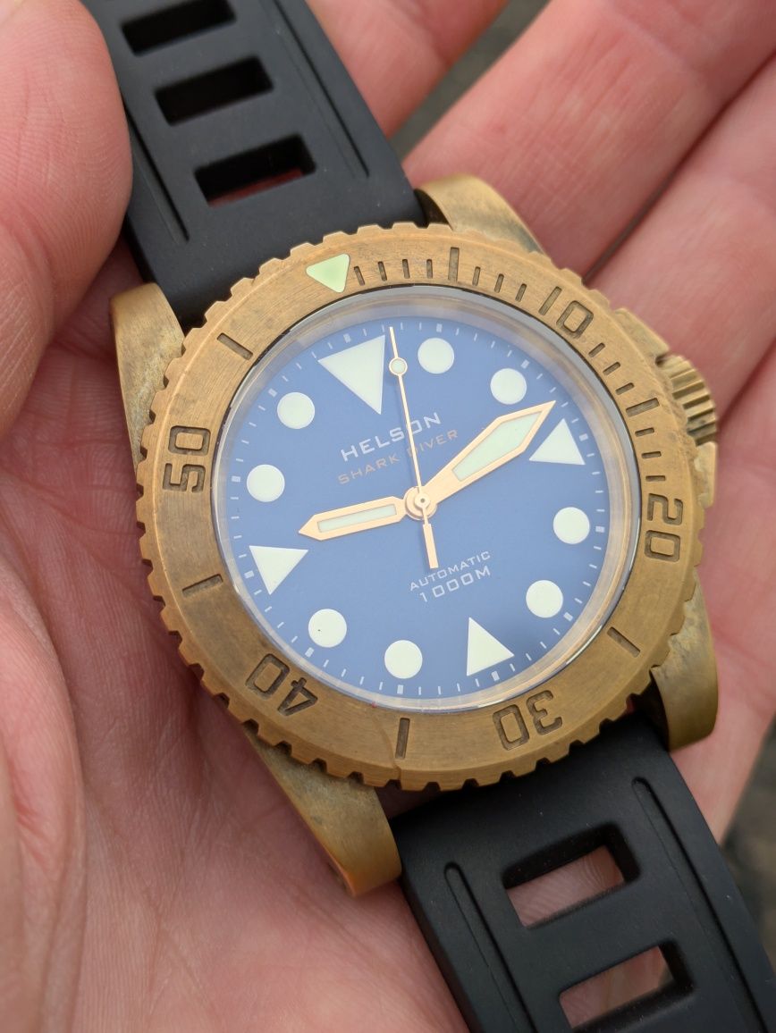 Zegarek Helson Shark Diver 1000m brąz automat szafir