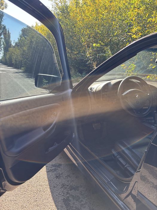 Продам  BMW е36