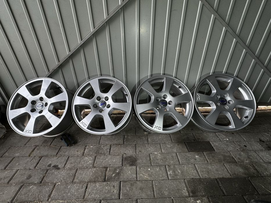 Felgi aluminiowe 17 Volvo 5x108 XC60 XC70 V60 S60 V70  ALUMY