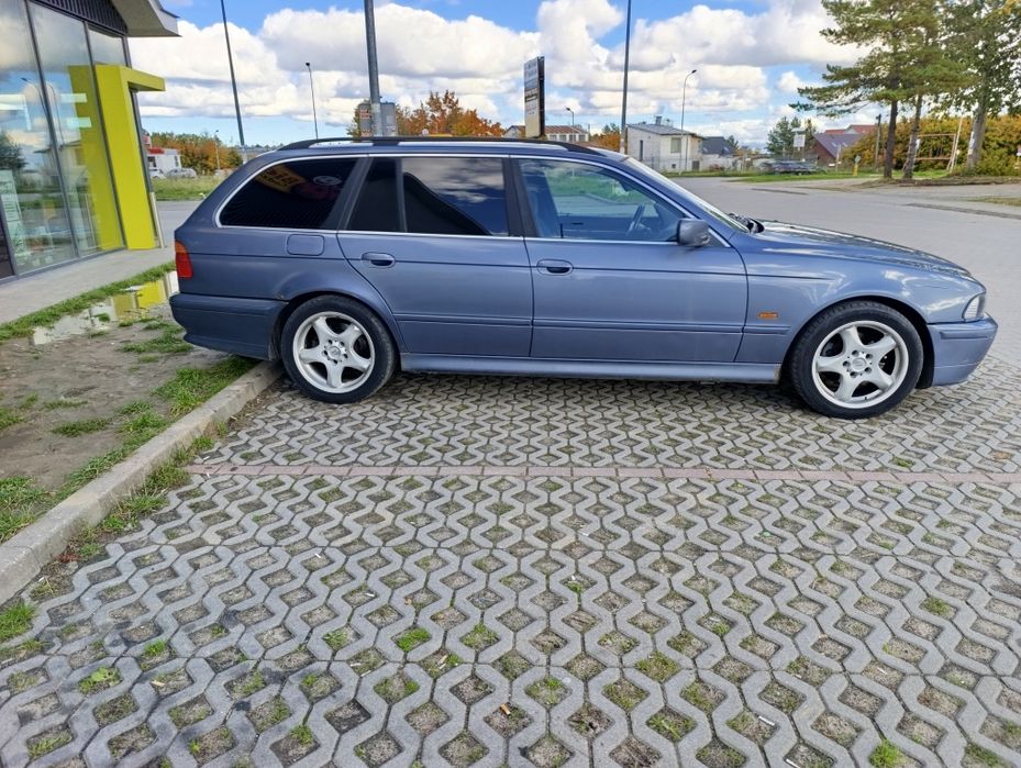 BMW E39 520d Touring 2003 rok
