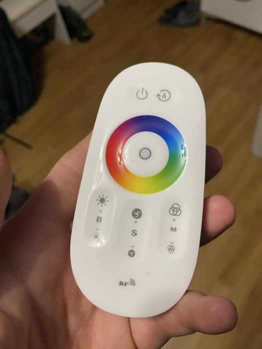 Lampa podłogowa LED narożna stojąca RGB + pilot /jak nowa/