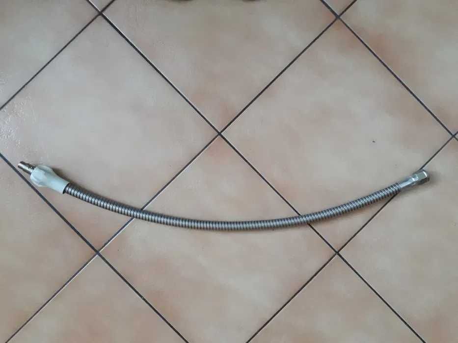 przewód przyłączeniowy do gazu