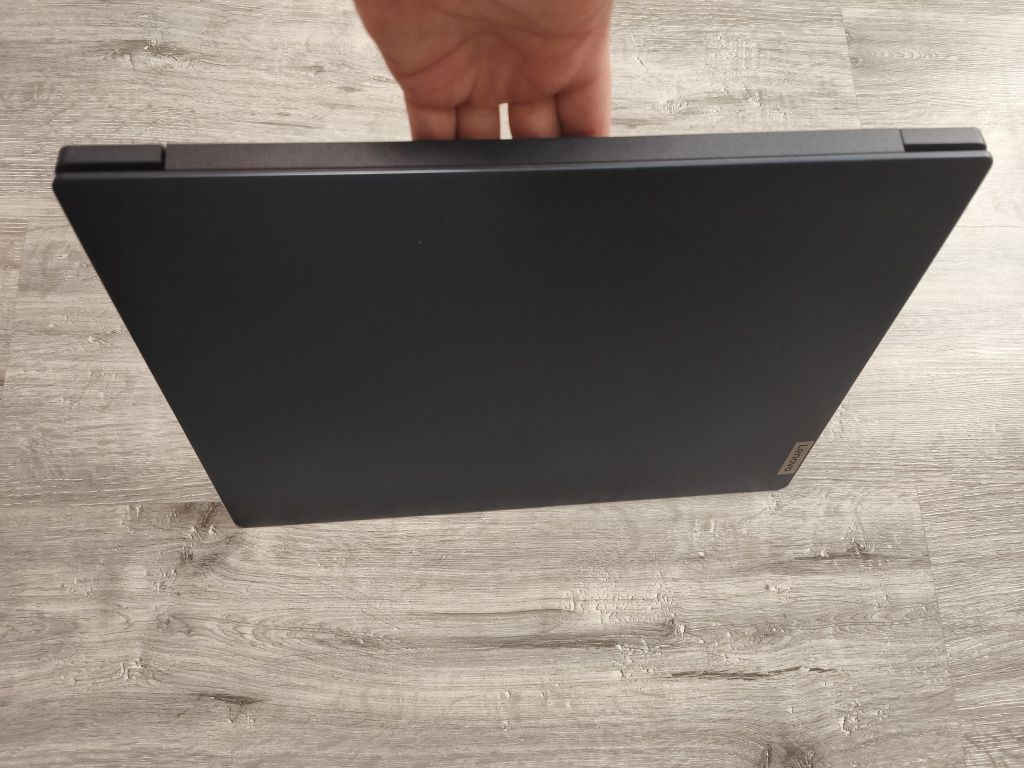 Мощний ноут Core i5-10th/SSD/DDR4/FullHD/для навчання/великий ноут