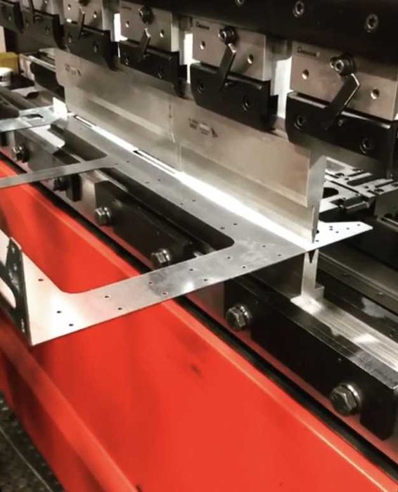 Лазерна різка та гнуття металу. Лазерная резка и гибка метала.